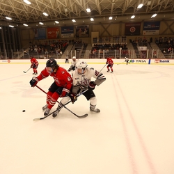 Photo: 251115-HMLN-SMMN-M-1075