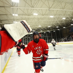 Photo: 251115-HMLN-SMMN-M-1917