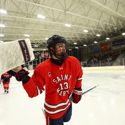 Photo: 251115-HMLN-SMMN-M-1920