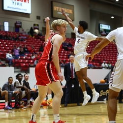 Photo: 251229-RED-MSOE-M-0492