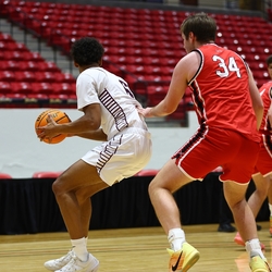 Photo: 251229-RED-MSOE-M-2200