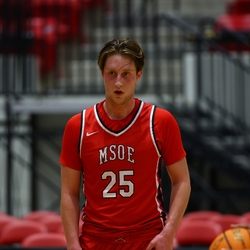 Photo: 251229-RED-MSOE-M-3071