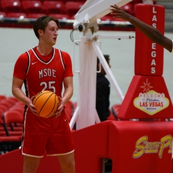 Photo: 251229-RED-MSOE-M-3098