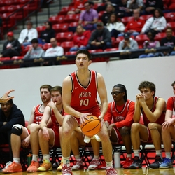 Photo: 251229-RED-MSOE-M-5666