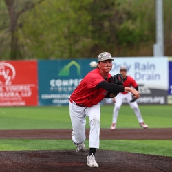 Photo: 260502-UWEC-UWRF-5876