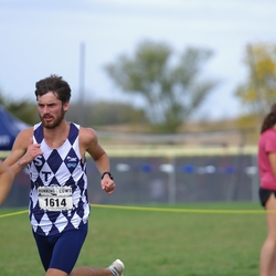 Photo: 261003-RunningoftheCows-NationalsPreMeet-39527-TLB