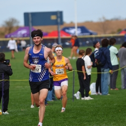 Photo: 261003-RunningoftheCows-NationalsPreMeet-40460-RJC