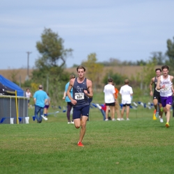 Photo: 261003-RunningoftheCows-NationalsPreMeet-41659-TLB