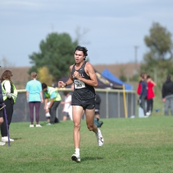 Photo: 261003-RunningoftheCows-NationalsPreMeet-42450-TLB