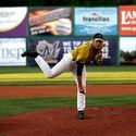 Photo: 090524-UST-WOO-070-LAR