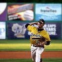 Photo: 090524-UST-WOO-078-LAR