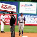 Photo: 090526-WOO-UST-0856-PLC