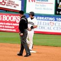 Photo: 090526-WOO-UST-0964-PLC