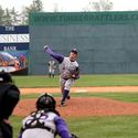 Photo: 090526-WOO-UST-2460-RJC