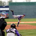 Photo: 090526-WOO-UST-2465-RJC