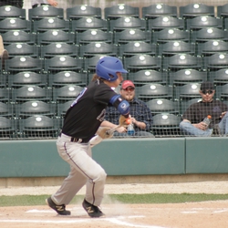 Photo: 150412-AUR-BEN-031