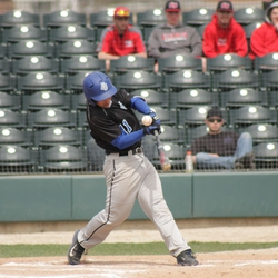 Photo: 150412-AUR-BEN-037