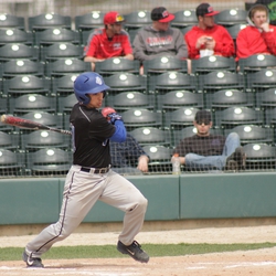 Photo: 150412-AUR-BEN-041